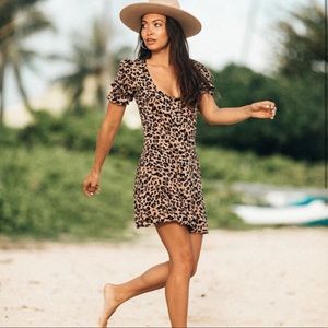 XIX PALMS size 2 leopard print dress